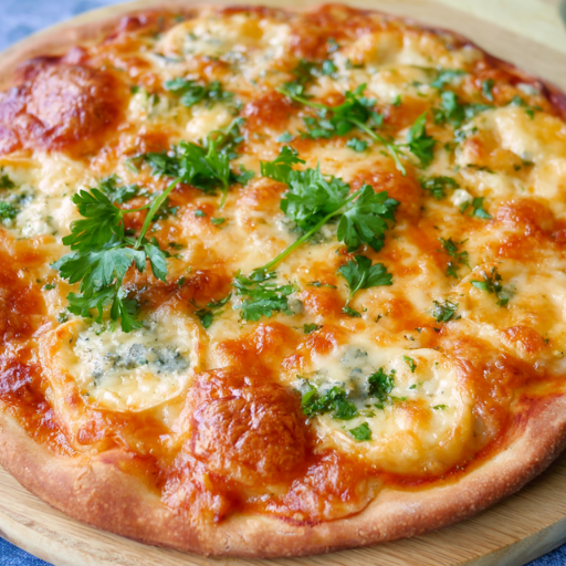 Pizza aux 3 fromages